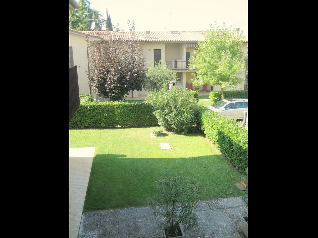 Belvilla By Oyo Enticing Holiday Home With Pool Lazise Bagian luar foto